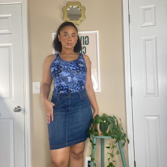 Paisley Print Tank - Picture 1 of 1